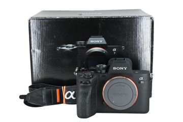 1099 SONY &alpha;7IV ILCE-7M4 ミラーレス一眼ボディ 元箱