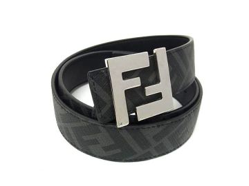 1円 ■美品■ FENDI フェンディ ズッカ柄 PVC シルバー金具 ベルト メンズ レディース ブラック系 FW2672