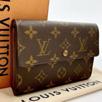 【極美品に近い】LOUIS VUITTON ルイヴィトン モノグラムポルトトレゾール エテュイパピエ 三つ折り財布 ウォレット ユニセックス　560