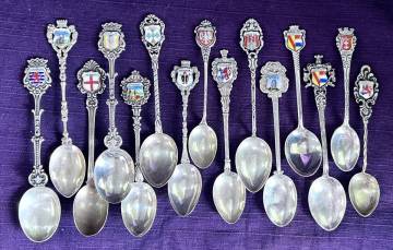 純銀スーベニアスプーン　純銀835　165g　　全てに835の刻印あり