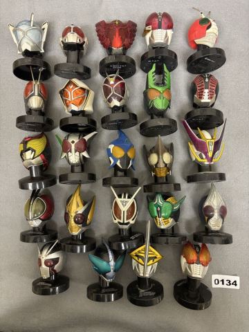 0134 仮面ライダー ライダーマスクコレクション マスコレ フィギュア バンダイ 仮面ライダーブレイド 仮面ライダーファイズ　 セット