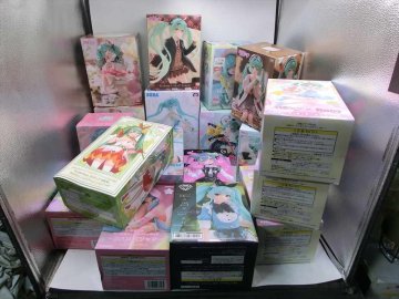 T【モ7-34】【140サイズ】1円～/未検品/初音ミク フィギュア まとめてセット/ぬーどるストッパーフィギュア 他/※外箱傷み有