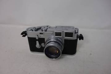 Leica M3 レンジファインダーカメラ ERNST LEITZ GMBH WETZLAR Summicron 1:2 f=5cm 動作未確認 ライカ 中古 ジャンク品 56 管理ZI-60