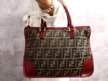●超美品●FENDI フェンディ●ズッカ●キャンバス カーフ レザー 本革●トート ハンド バッグ●ブラウン系 赤●ゴールド金具●B5●Js64940