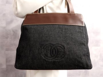 ●超美品●CHANEL シャネル●ココマーク●ロゴステッチ●デニム カーフ レザー 本革●ショルダー バッグ●黒 茶●肩掛け●B5 収納●Js65563