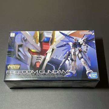 【1円スタート】RG 1/144 ZGMF-X10A フリーダムガンダム 機動戦士ガンダムSEED バンダイ プラモデル ガンプラ