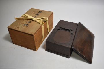 【英】A632 宋 端渓蘭亭硯 雲庭識箱 中国美術 書道具 文房具 文房四宝 硯石 石彫 骨董品 美術品 古美術 時代品 古玩 sk