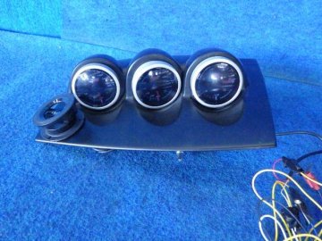 スイフト　ZC32S　オートゲージ　3連メーター　油温計/水温計/バキューム計　モンスタースポーツ　3連メーターポッド　通電確認済　