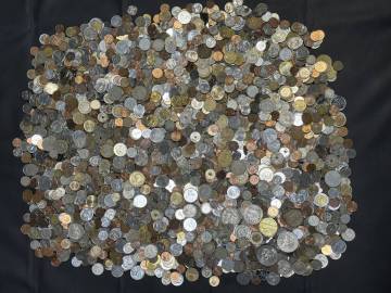 硬貨 約15.4kg まとめ セット 外貨 海外 コイン 大量 外国 外国銭 アメリカ 中国 多め　金貨　銀貨 など　02221503