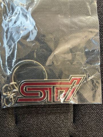 SUBARU スポーツカーエンブレム メタルキーホルダーコレクション　STi