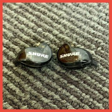 ● 1円～売切 SHURE SE215 BLACK インイヤーモニターイヤフォン MMCX ●