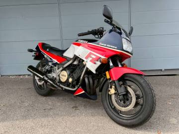 神戸明石発！ヤマハ FZ750（JYA1AE000GA）書類付き1989年式ハーフカウルFZ！要整備なんですが始動OK！ベースに検）YAMAHAナナハン