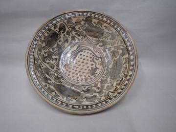 ガンダーラ　タイ　　スコータイ 魚草文大鉢