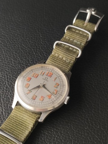 1000円スタート! OMEGA オメガ 30mmキャリバー 手巻き 純正尾錠 アンティーク メンズ腕時計 稼働品 