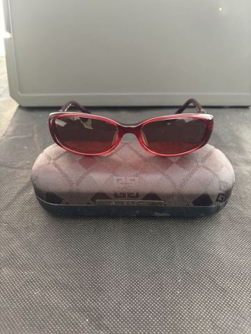 GIVENCHY ジバンシィ メガネフレーム GV2104 52□16 レッド MADE IN JAPAN 正規品 ケース付