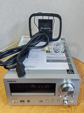 ♪ ONKYO/オンキヨー CR-N755 ネットワークCDレシーバー ハイレゾ DSD対応 シルバー ♪