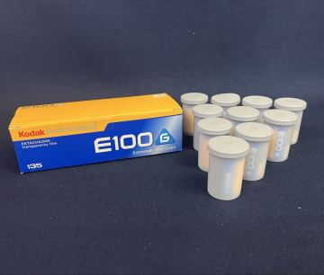 ① Kodak E100Gエクタクローム 135 -36 フィルム 10本入り 未使用（期限切れ） / ジャンク扱い 現状渡し