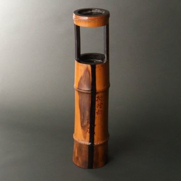 委託HK◇小堀遠州 竹置筒花入 銘「村時雨」直水箱書（茶道具 遠州流 竹花入 一重口花入 シミ竹花入 茶人 数寄者）