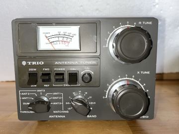 トリオ★AT-230★外部アンテナチューナー★TS-830 TS-530 TS-130等に★ジャンク扱いです