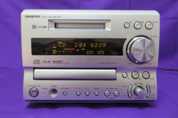 ONKYO ミニコンポ、CD/MD チューナーアンプFR-7GX、簡単操作ガイド付属 (CD/MD動作確認、メンテ済）管番MAR2