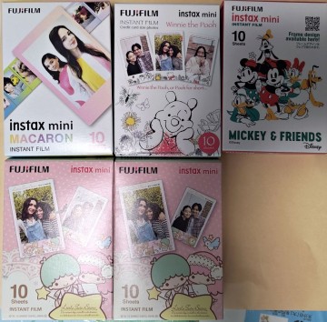 instax mini FUJIFILM キキララ ハローキティ プーさん チェキフィルム 富士フィルム