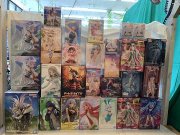 1円スタート　未開封品　萌えフィギュアまとめ　プライズフィギュア　ウマ娘/宇崎ちゃん/NIKKE/ホロライブ　他　計27体　R220