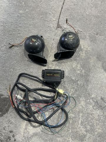 当時物ミツバ ドルチェホーン MITSUBA DOLCE HORN SH-52 SL-52 電子ホーン　動作確認済み