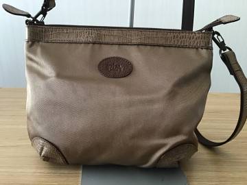 IBIZAのナイロン製ショルダーバック