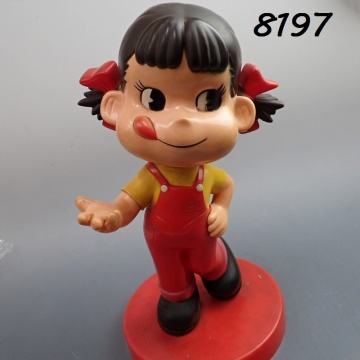 ●MK-8197　昭和レトロ　ペコちゃん　ソフビ　フィギュア　大型　不二家　当時物　置物　　100サイズ　20260313