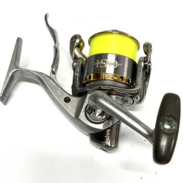 1円～ 6TA30920226 Daiwa ダイワ トーナメント ISO Z2500LBD スピニングリール Z2500LBD フィッシング 釣り 現状品