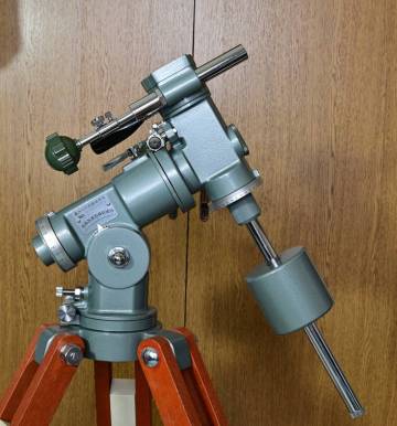 タカハシ　高橋製作所　D型赤道儀（システム型）・微動ハンドル2個・バランスウェイト3.5㎏付き