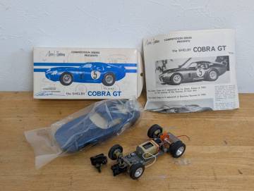 （26）.オ―トホビー1/32 スロットカーキット シェルビー コブラGT キット