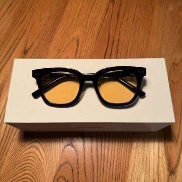 Gentle Monster ジェントルモンスター South Side サウスサイド サングラス　黄　イエロー　メガネ 韓国 KPOP