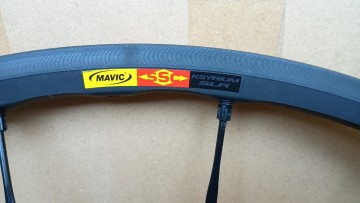 マヴィック MAVIC　キシリウム　RSYS　リムブレーキアルミホイール　リアスポーク断裂　シマノ11Sフリーボディ