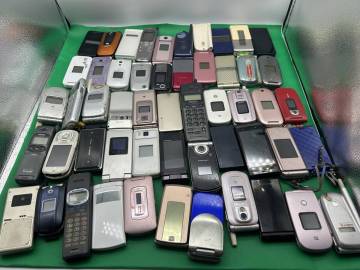 【ジャンク】ガラケー 携帯電話 ジャンク品 ソフトバンク ドコモ AU PHS おまとめ