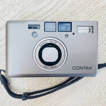 リ灘 CONTAX T3 DATA BACK Carl Zeiss Sonnar 35mm F2.8 T* Titanium コンタックス フィルムカメラ コンパクトカメラ 純正ケース付