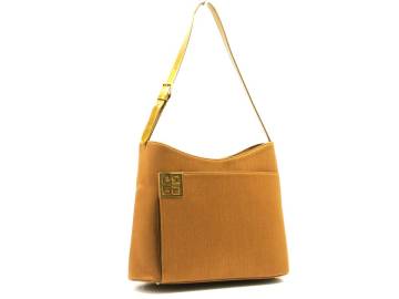 ジバンシイ　マロキネリ　ショルダーバッグ　ナイロン&レザー　ゴールドベージュ系　GIVENCHY MAROQUNERIE　18712402