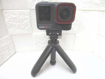 3J232EK12◇Insta360　インスタ 360 Ace Pro 2 ウェアラブル アクションカメラ◇中古品