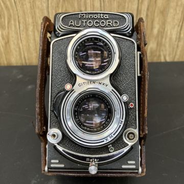 Minolta ミノルタ 二眼レフカメラ AUTOCORD オートコード フィルムカメラ ケース有り 光学機器 検)オートフォーカス マニュアルフォーカス 