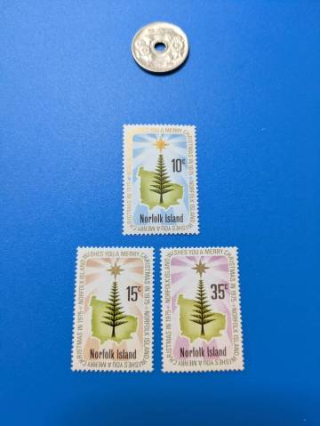 【簡易出品】未使用 切手 3種 ★綺麗かと思います。☆簡易出品のカテゴリーは.全てヨーロッパとさせて頂く場合も有ります。