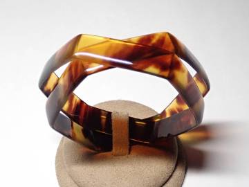 【定価55,000円・川口鼈甲店】新品 本べっ甲 バングル