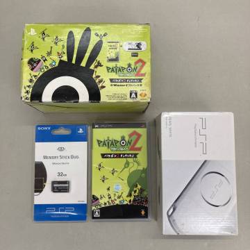 03w24589 【1円～】PSP本体+PATAPON2 セット パールホワイト バッテリーなし ジャンク 携帯ゲーム機 ゲームハード