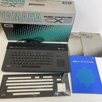 244　YAMAHA　ミュージックコンピューター　CX5　ジャンク　長期保管品　動作未確認　ヤマハ　シンセサイザー