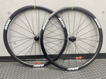 N1068■NEW■MAVIC マビック KSYRIUM キシリウム 30 CL700c クリンチャー F12*100 R12*142 ホイールセット ロードバイク パーツ