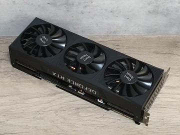 NVIDIA ZOTAC GeForce RTX3090 24GB 【グラフィックボード】