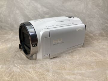 美品_ソニー SONY HANDYCAM HDR-CX680 ハンディカム 白 ホワイト デジタルビデオカメラ 充電ケーブル付