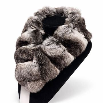 【未使用品】チンチラ マフラー ティペット リアルファー 本毛皮 3大毛皮 ふわふわ レディース 女性