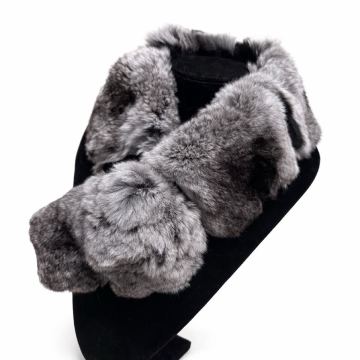 【花モチーフ立体ファー】Leilian レリアン チンチラ マフラー ティペット ヌートリア 本毛皮 リアルファー 3大毛皮 レディース 女性