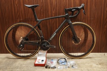 ■TREK MADONE SLR7 AXS GEN8 トレック SRAM FORCE E-TAP AXS D2 2X12S BONTRAGER AEOLUS RSL 37 サイズM 2025年モデル 超美品