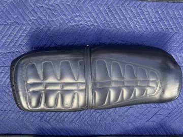 CB750F　純正シート